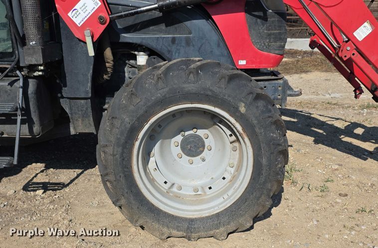 image for item EF3746 McCormick X10.75M MFWD tractor