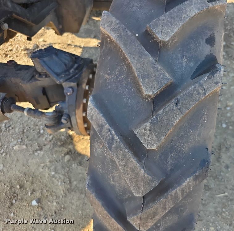 image for item EF3746 McCormick X10.75M MFWD tractor