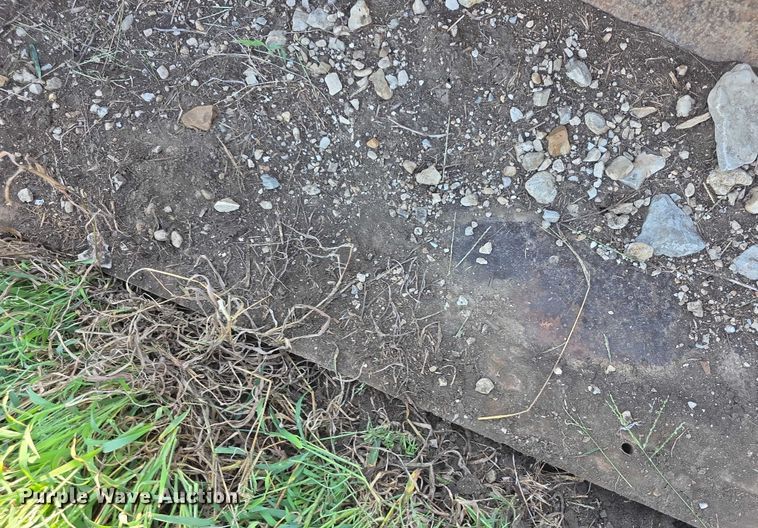 image for item EF3746 McCormick X10.75M MFWD tractor