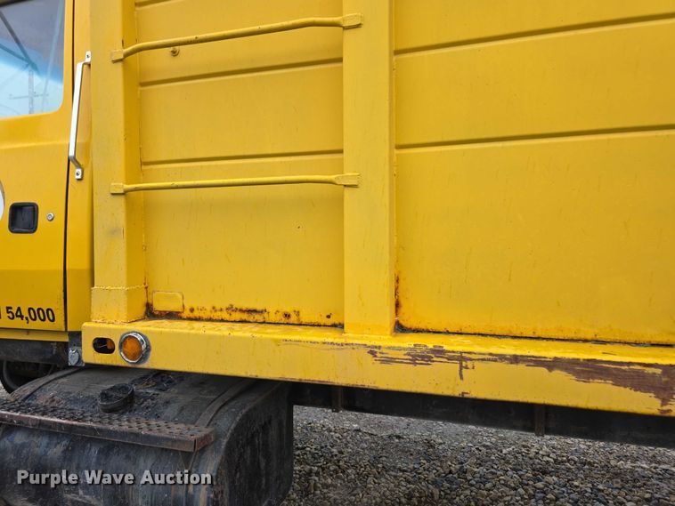 image for item EF3769 1991 Ford L8000 grain truck