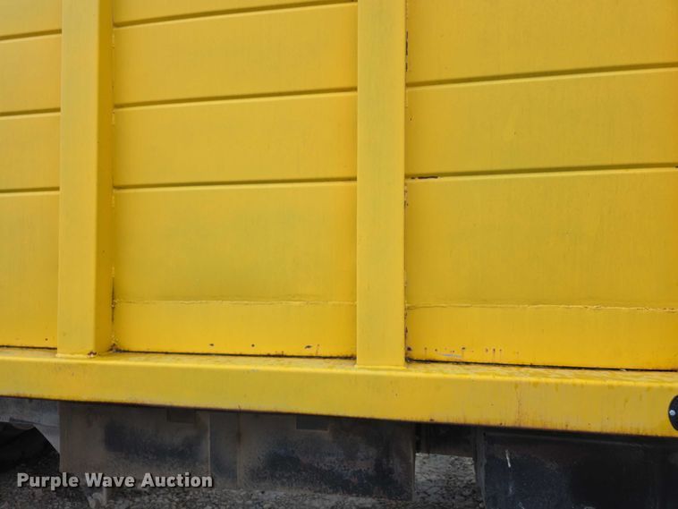 image for item EF3769 1991 Ford L8000 grain truck