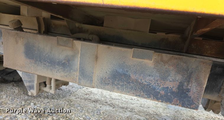 image for item EF3769 1991 Ford L8000 grain truck