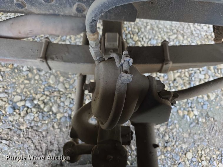 image for item EF3769 1991 Ford L8000 grain truck