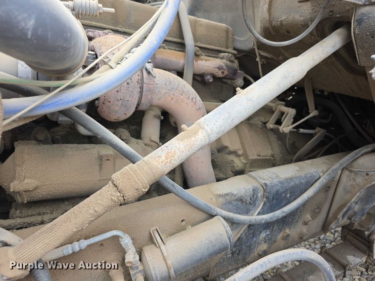 image for item EF3769 1991 Ford L8000 grain truck