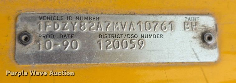 image for item EF3769 1991 Ford L8000 grain truck