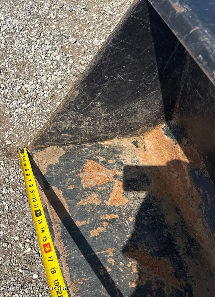 image for item EG6154 2021 Yanmar YT235 MFWD tractor