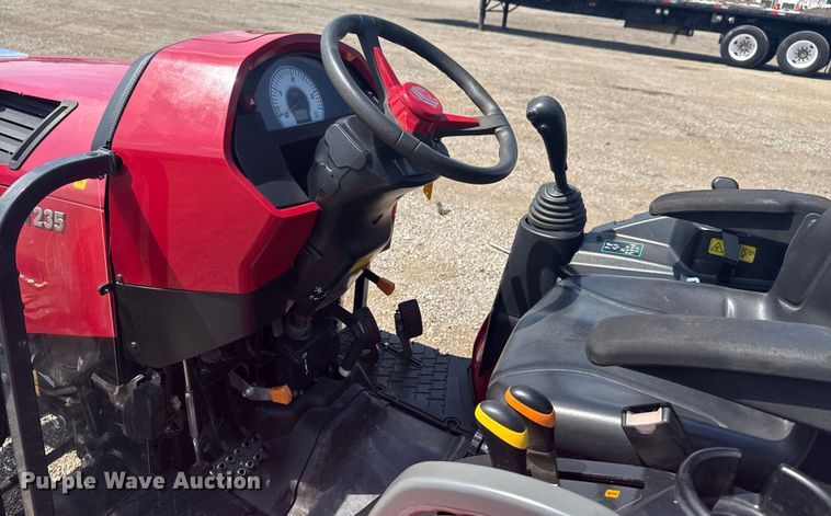 image for item EG6154 2021 Yanmar YT235 MFWD tractor