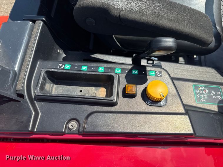 image for item EG6154 2021 Yanmar YT235 MFWD tractor