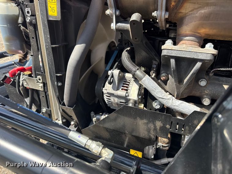 image for item EG6154 2021 Yanmar YT235 MFWD tractor