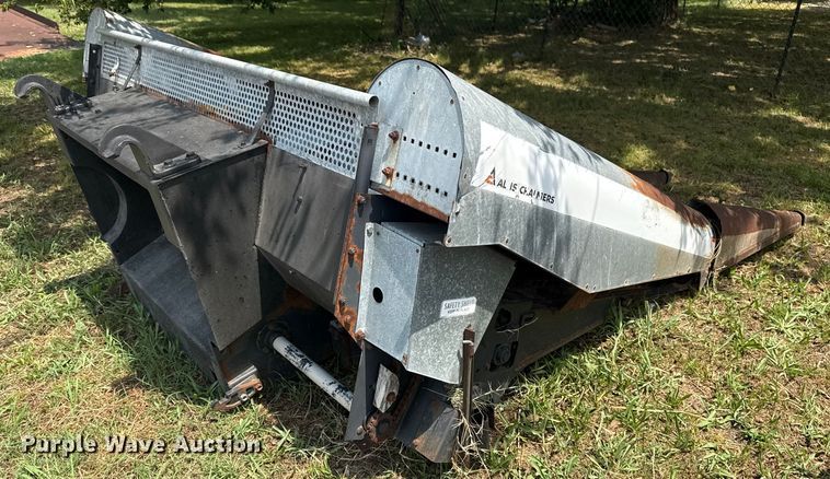 image for item EG8181 Allis Chalmers corn head