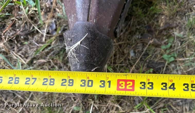 image for item EG8181 Allis Chalmers corn head