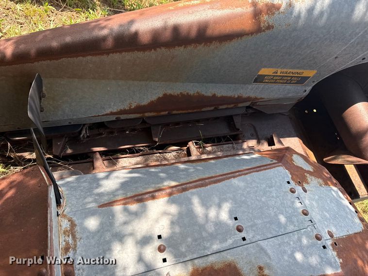 image for item EG8181 Allis Chalmers corn head