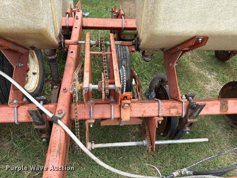 image for item EG8182 Allis Chalmers 74 planter