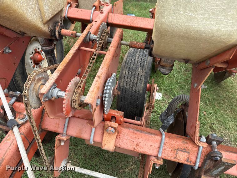 image for item EG8182 Allis Chalmers 74 planter