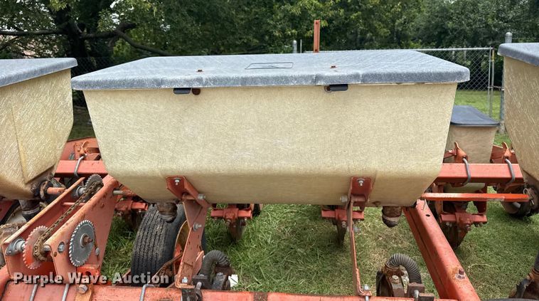 image for item EG8182 Allis Chalmers 74 planter
