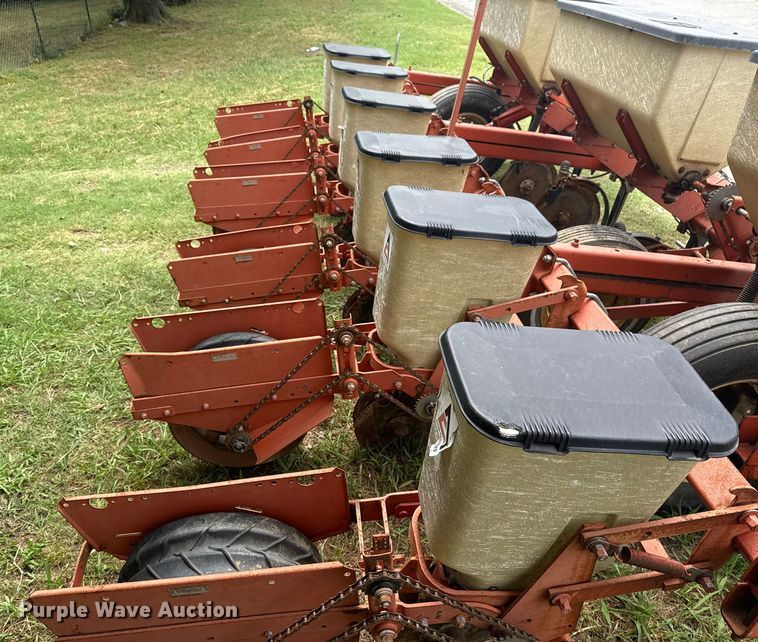 image for item EG8182 Allis Chalmers 74 planter
