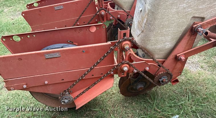 image for item EG8182 Allis Chalmers 74 planter