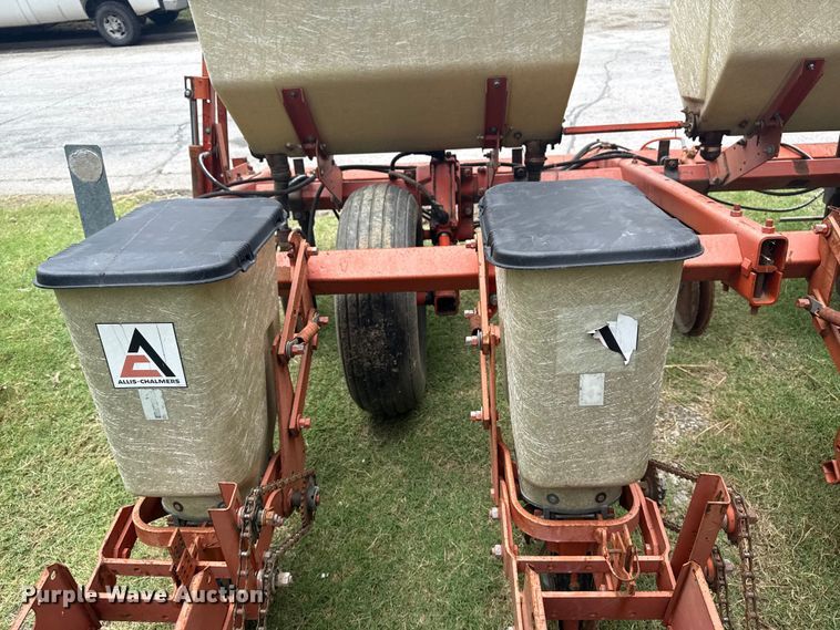 image for item EG8182 Allis Chalmers 74 planter