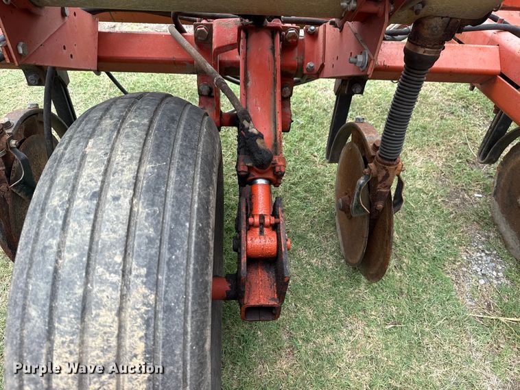 image for item EG8182 Allis Chalmers 74 planter