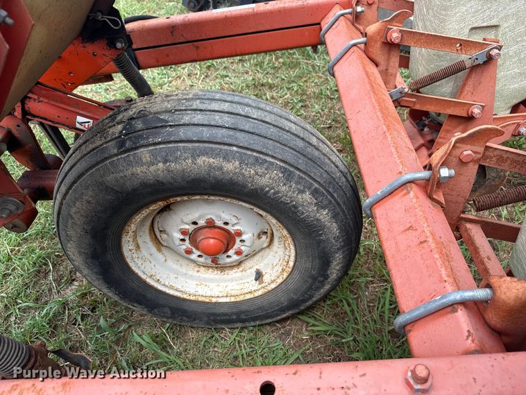 image for item EG8182 Allis Chalmers 74 planter