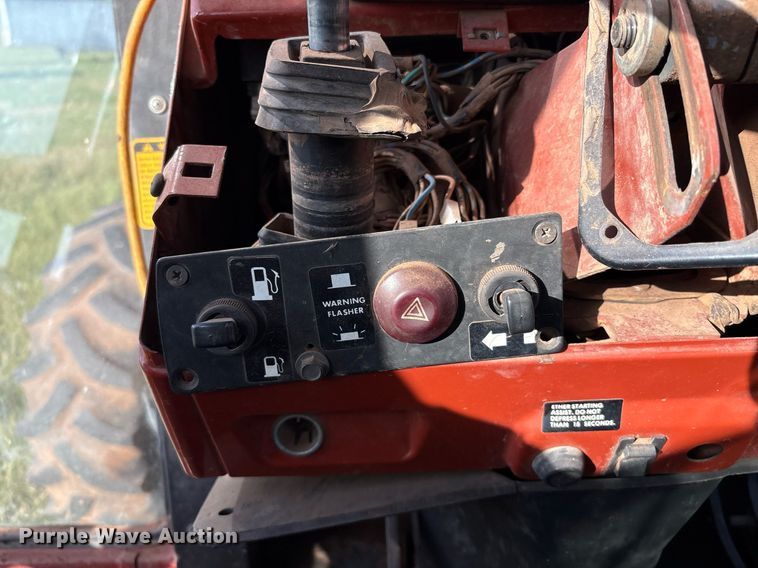 image for item EL2127 Hesston 1880DT MFWD tractor