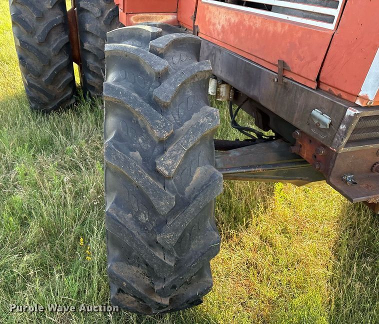 image for item EL2127 Hesston 1880DT MFWD tractor