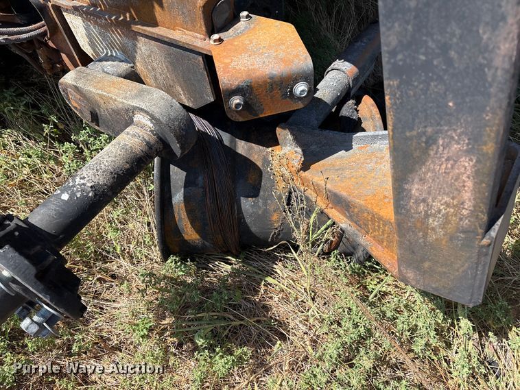 image for item EM0578 2017 Massey Ferguson Hesston 2956  round baler