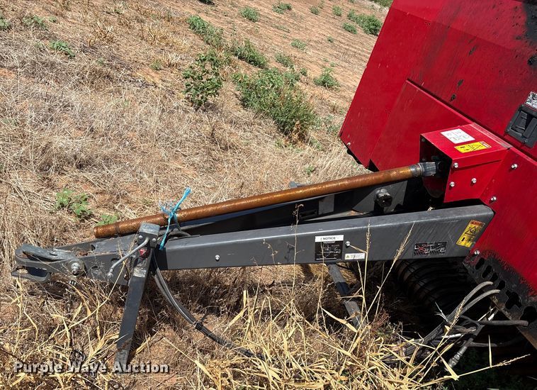 image for item EM0578 2017 Massey Ferguson Hesston 2956  round baler