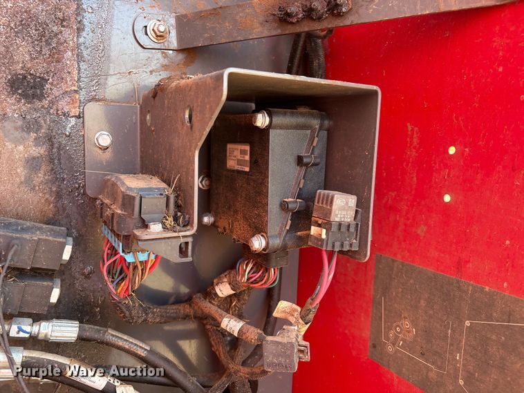 image for item EM0578 2017 Massey Ferguson Hesston 2956  round baler