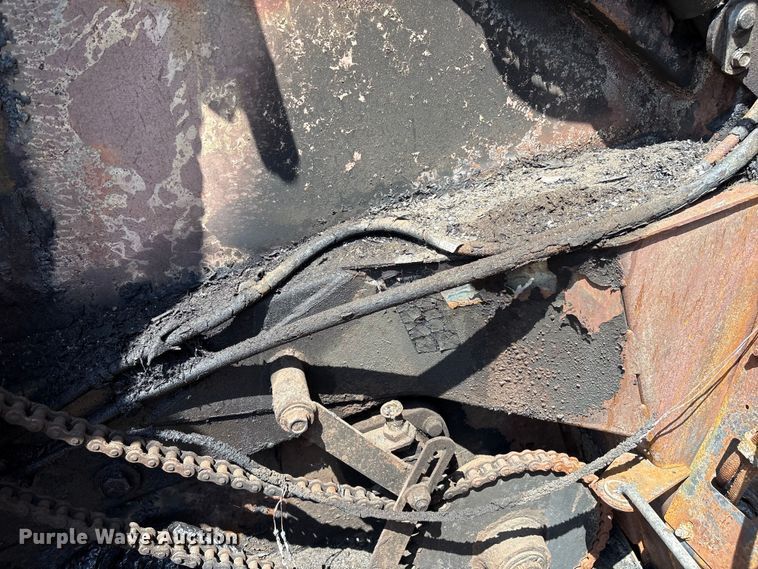 image for item EM0578 2017 Massey Ferguson Hesston 2956  round baler