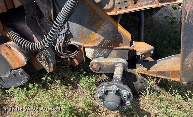 image for item EM0578 2017 Massey Ferguson Hesston 2956  round baler