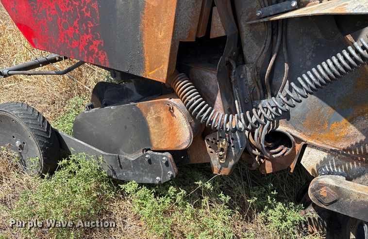 image for item EM0578 2017 Massey Ferguson Hesston 2956  round baler
