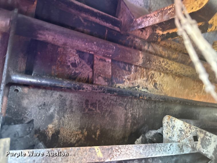 image for item EM0578 2017 Massey Ferguson Hesston 2956  round baler