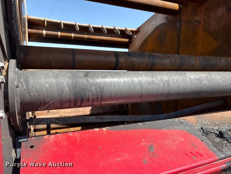 image for item EM0578 2017 Massey Ferguson Hesston 2956  round baler