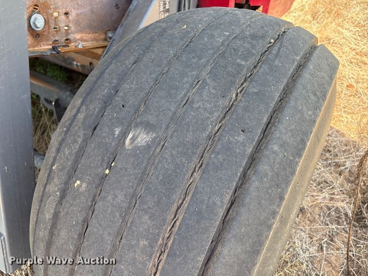 image for item EM0578 2017 Massey Ferguson Hesston 2956  round baler