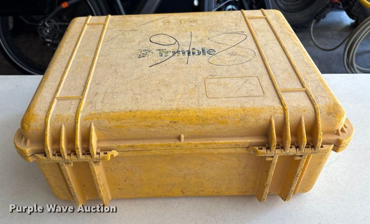 image for item EM6033 Trimble SPS985 GPS 