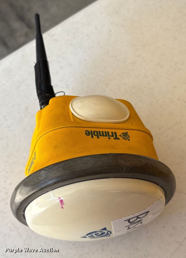 image for item EM6033 Trimble SPS985 GPS 