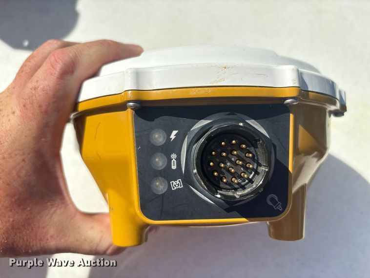 image for item EM6035 Trimble TD 520LW GPS