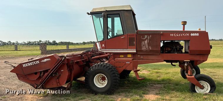 image for item EM8072 Hesston 6655 swather / windrower
