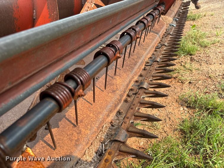 image for item EM8072 Hesston 6655 swather / windrower