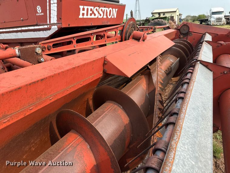 image for item EM8072 Hesston 6655 swather / windrower