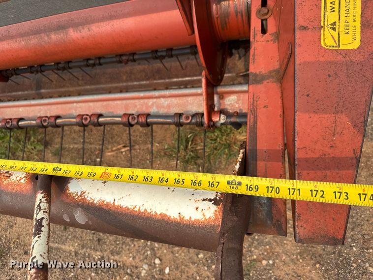 image for item EM8072 Hesston 6655 swather / windrower