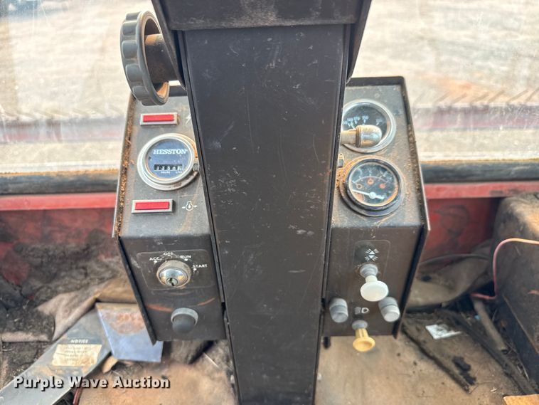 image for item EM8072 Hesston 6655 swather / windrower