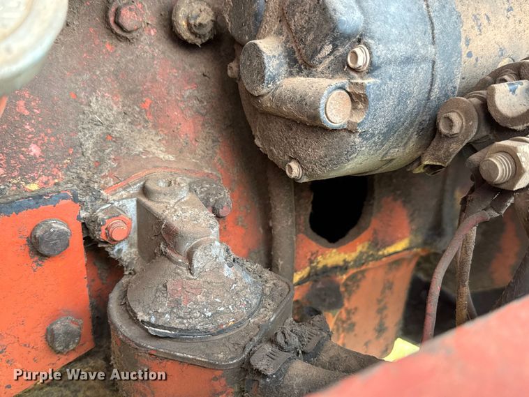 image for item EM8072 Hesston 6655 swather / windrower