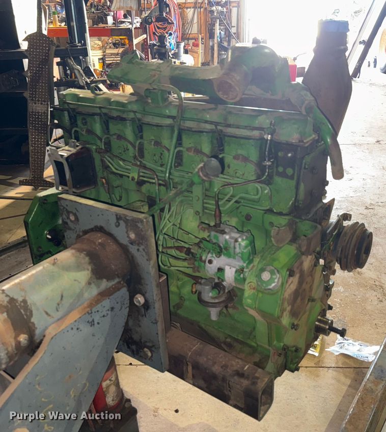 image for item EM8076 John Deere 6404DR-12 engine