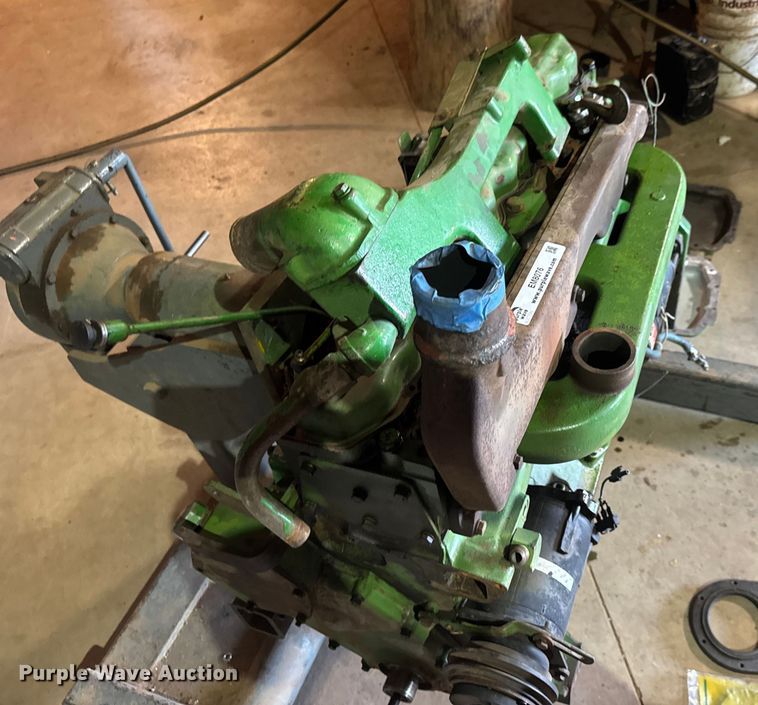image for item EM8076 John Deere 6404DR-12 engine