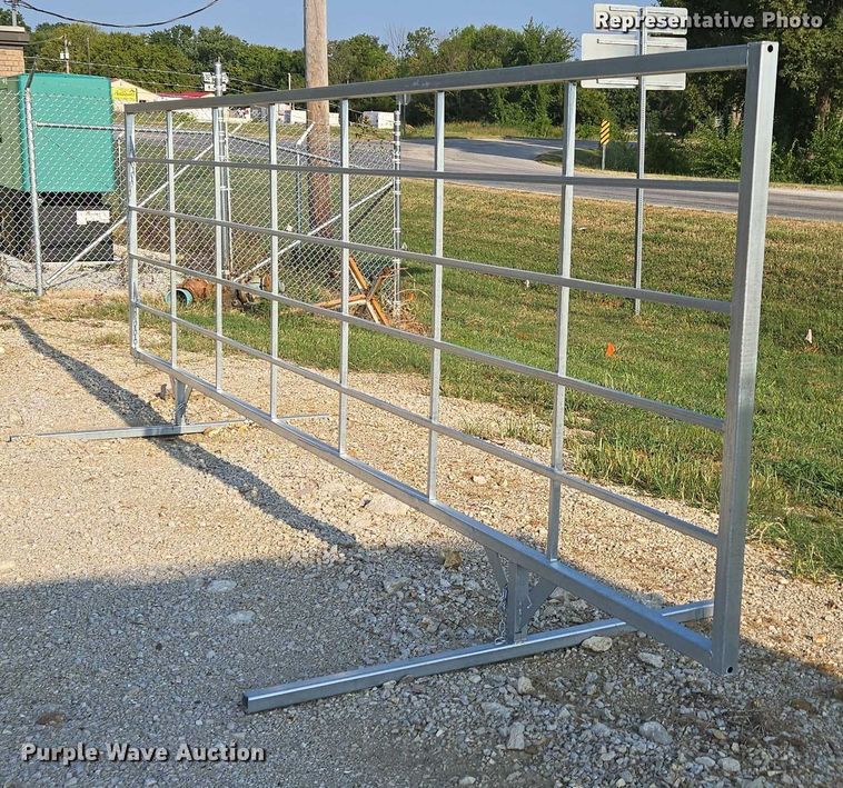 image for item EN3575 (10) galvanized livestock panels