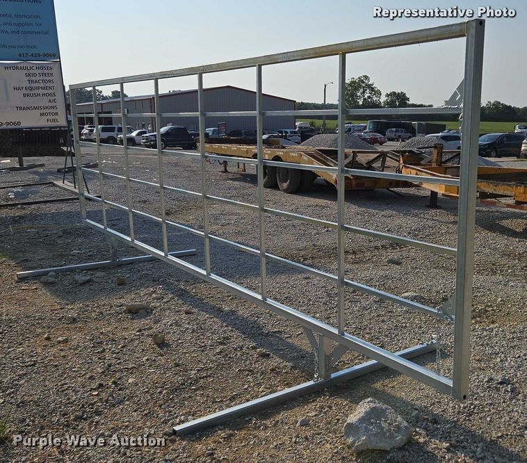 image for item EN3575 (10) galvanized livestock panels