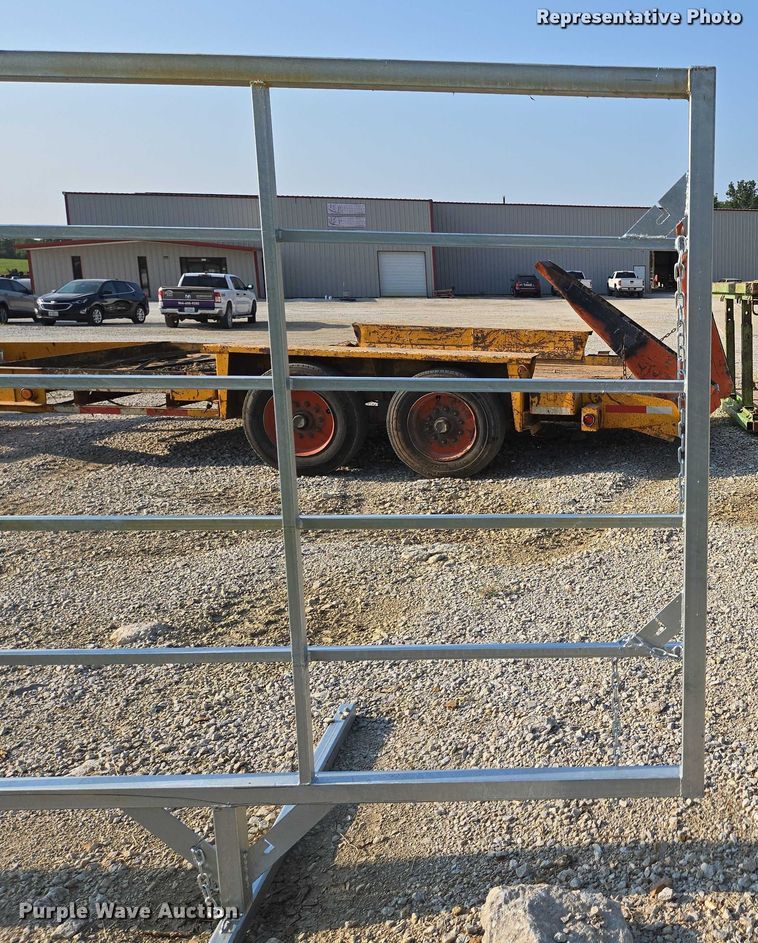 image for item EN3660 (10) galvanized livestock panels