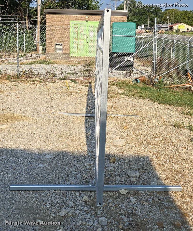 image for item EN3815 (10) galvanized livestock panels